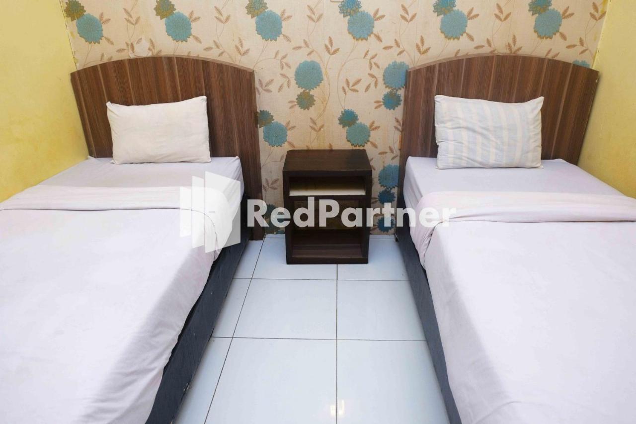 Hotel Permata Makassar Mitra Reddoorz Balangberu Экстерьер фото